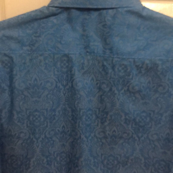 Mens NWT Robert Graham Short Sleeve Button Up Shirt (Size Small) - Picture 6 of 8